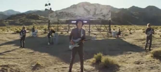 Arcade Fire – Everything Now