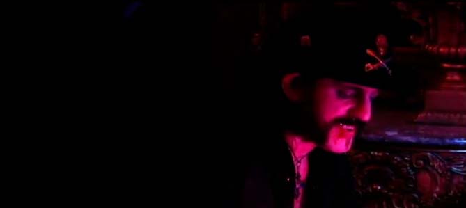 Lemmy Kilmister como Vampiro