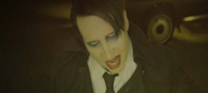 Marilyn Manson – We Know Were You Fucking Live