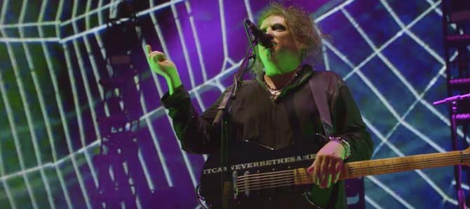 The Cure – Lullaby (Anniversary 1978 – 2018 Live in Hyde Park London)