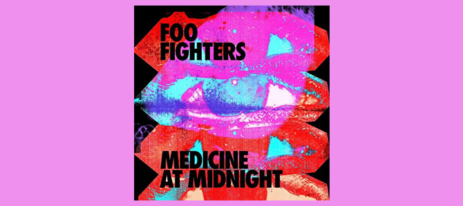 Medicine at Midnight / Foo Fighters