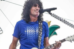 Tommy Thayer-guitarrista- KISS