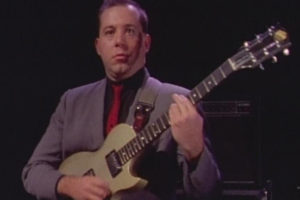 Rob Buck-guitarrista-10000 Maniacs
