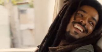 Imagen de la película biográfica Bob Marley: One Love sobre el músico jamaicano Bob Marley del año 2024