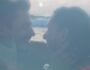 Imagen del video musical de la canción Tidal Wave de la banda canadiense Nickelback de su álbum estudio Get Rollin' del año 2022