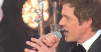 The Killers en show de apertura de la final de fútbol de la UEFA Champions League 2026