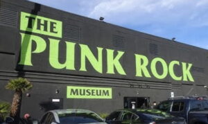 Fachada de The Punk Rock Museum en Las Vegas, Nevada