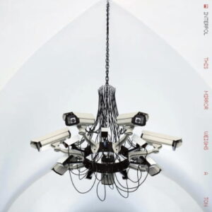 Portada del álbum de estudio This Mirror Weighs a Ton de la banda musical estadounidense Interpol del año 2026